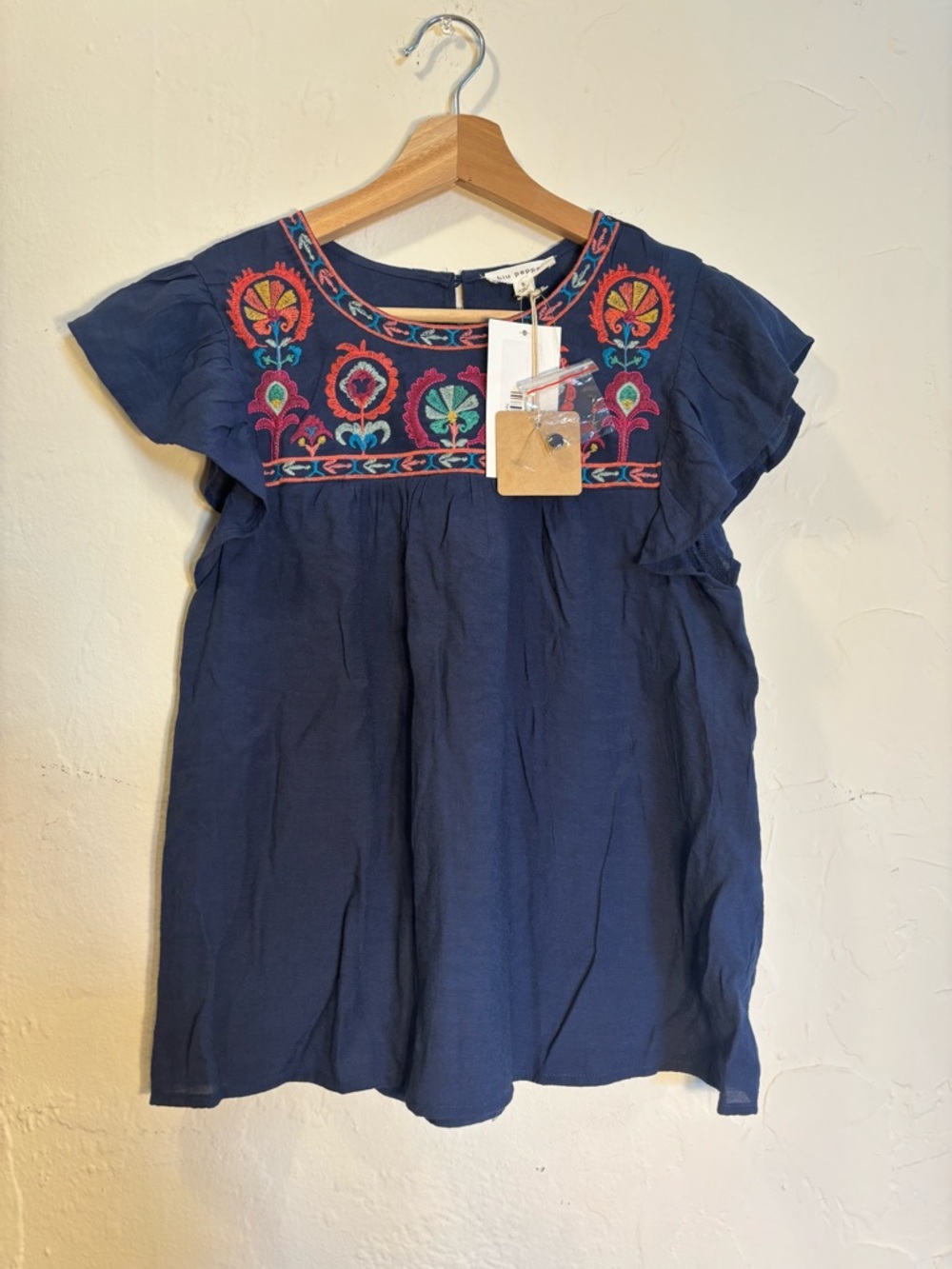 Blu Pepper blouse with Multicolor Embroidery